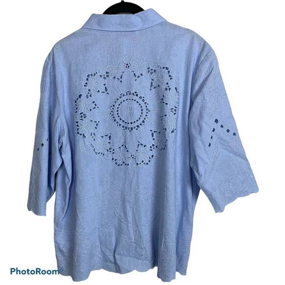 Susan‎ Graver Embroidered Cut Out Button Shirt - Picture 3 of 6